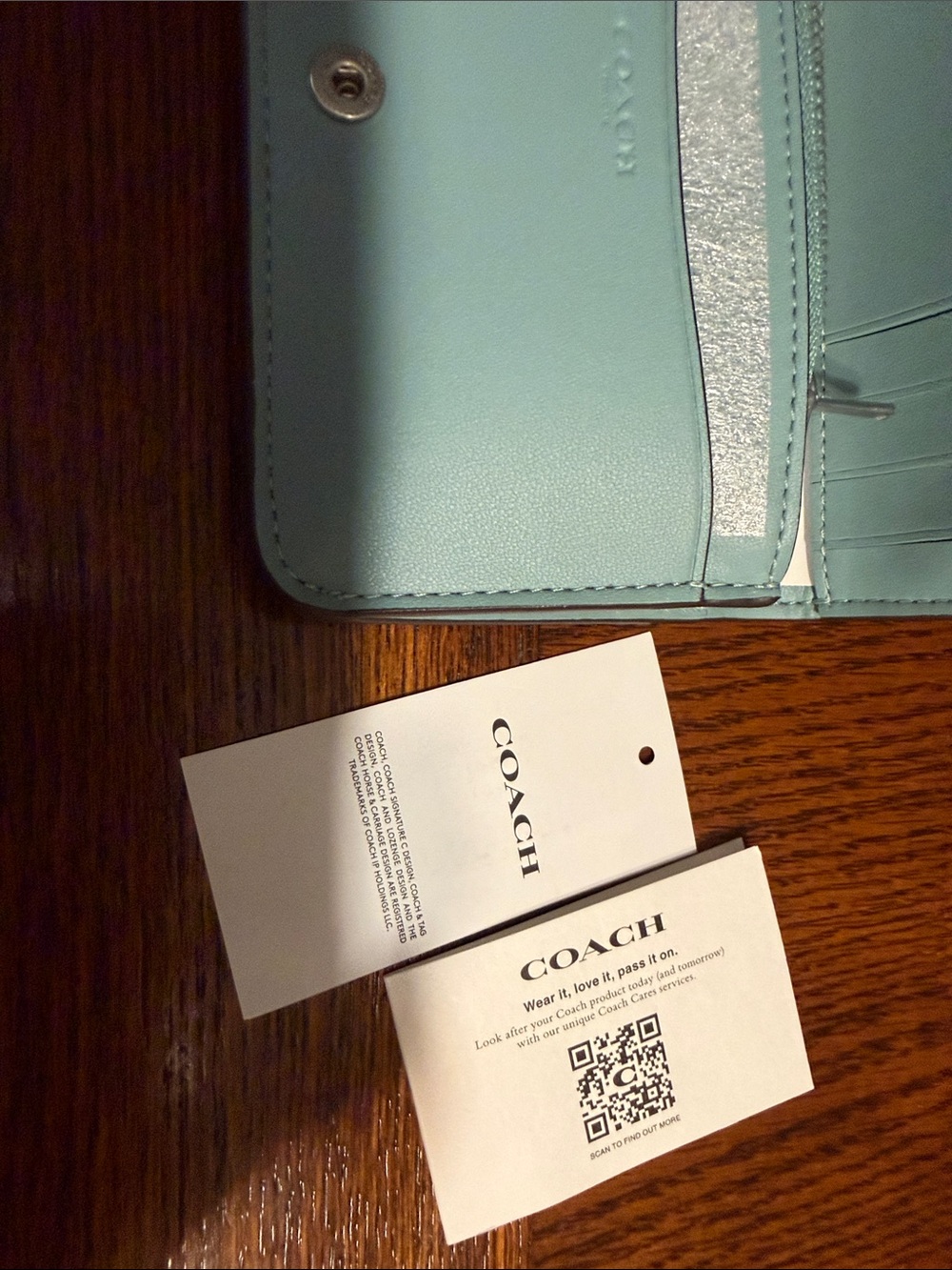 Coach Powder Blue Leather Card Wallet with Silver C Logo - Picture 6 of 6